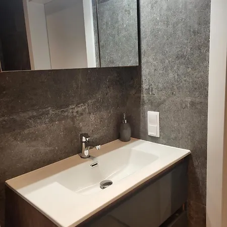 Blask Ksiezyca Apartament Garaz Apartment